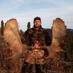 Contact Dead On Outdoor Adventure for your exciting Yukon Alaska Moose